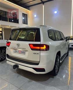 تويوتا لاندكروزر